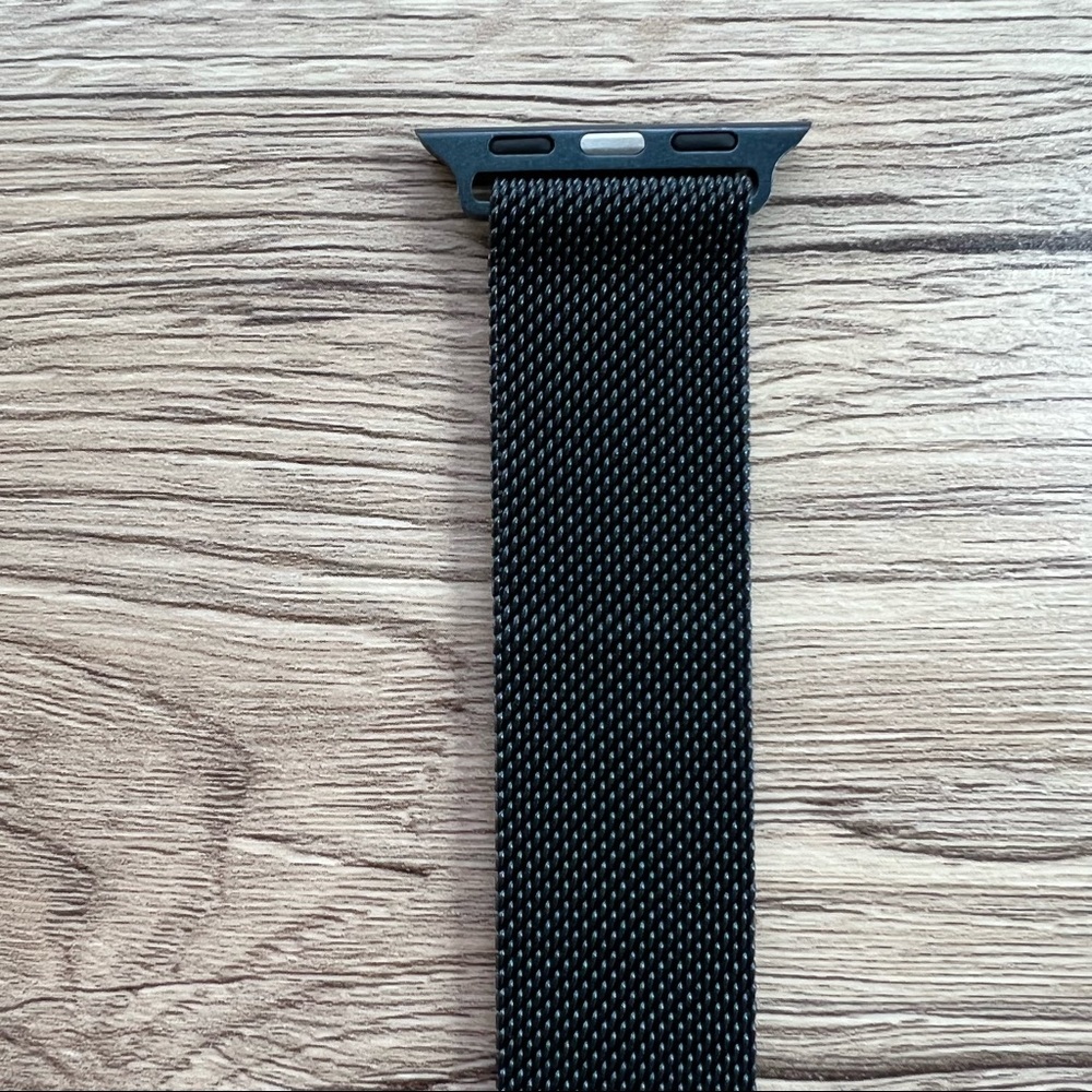 NEW BAND Mid Night  Milanese Stainless For Apple Watch - Picture 3 of 5